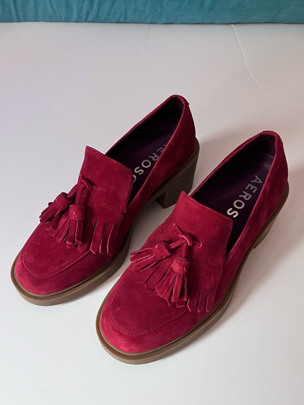 Aerosoles Women's "Gibes" Tassel Heeled Loafer in Red Suede 6.5M